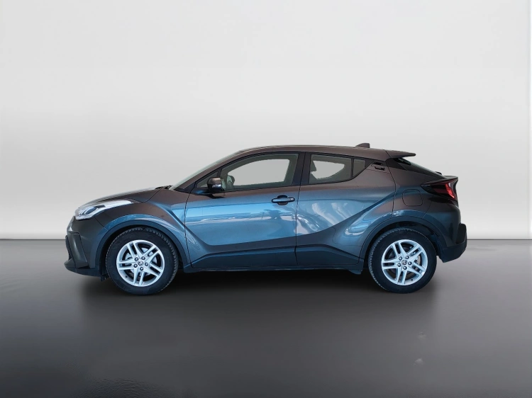 8 - Toyota C-HR C-HR 1.8h Business e-cvt