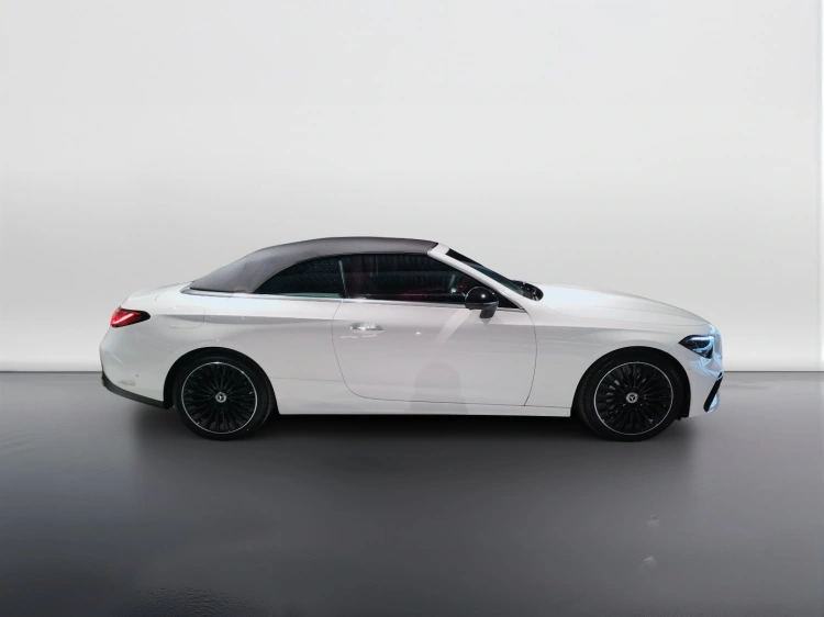 8 - Mercedes-Benz CLE 300 4MATIC Cabrio