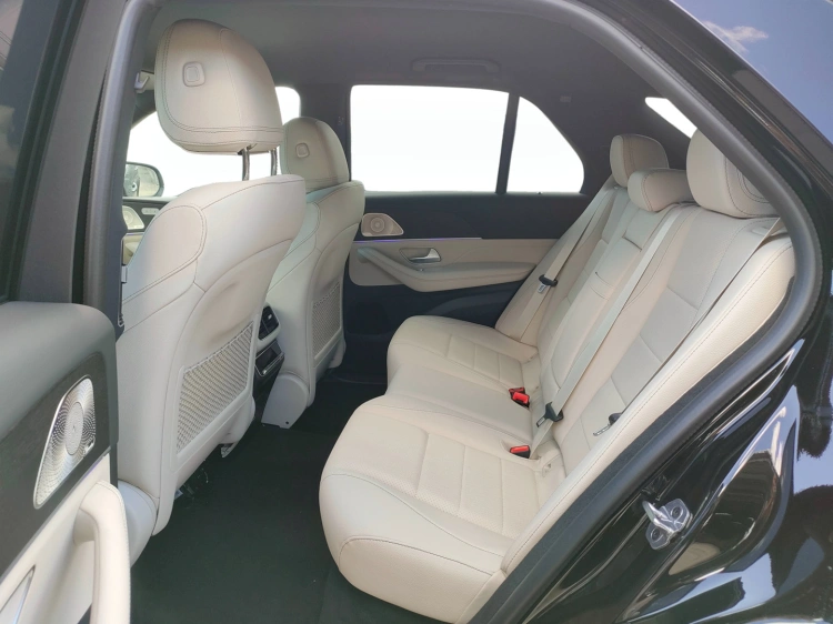 10 - Mercedes-Benz GLE 300 d 4MATIC