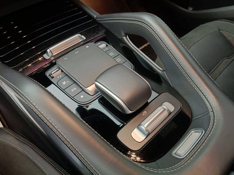 16 - Mercedes AMG GLE GLE 53 AMG mhev (eq-boost) 4matic+ auto