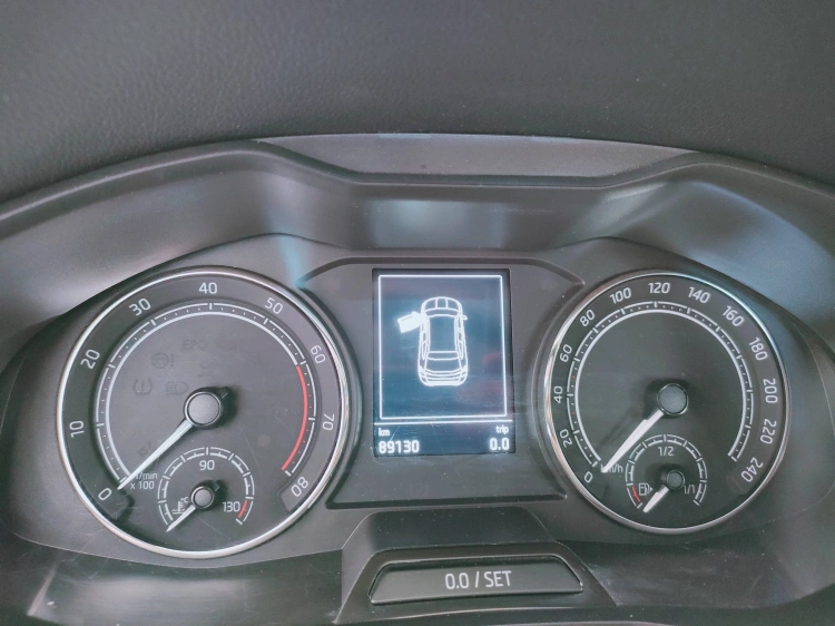 17 - Skoda Kamiq Kamiq 1.0 tsi Ambition 110cv