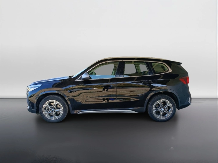 6 - BMW X1 X1 sdrive20i mhev 48V X-Line auto