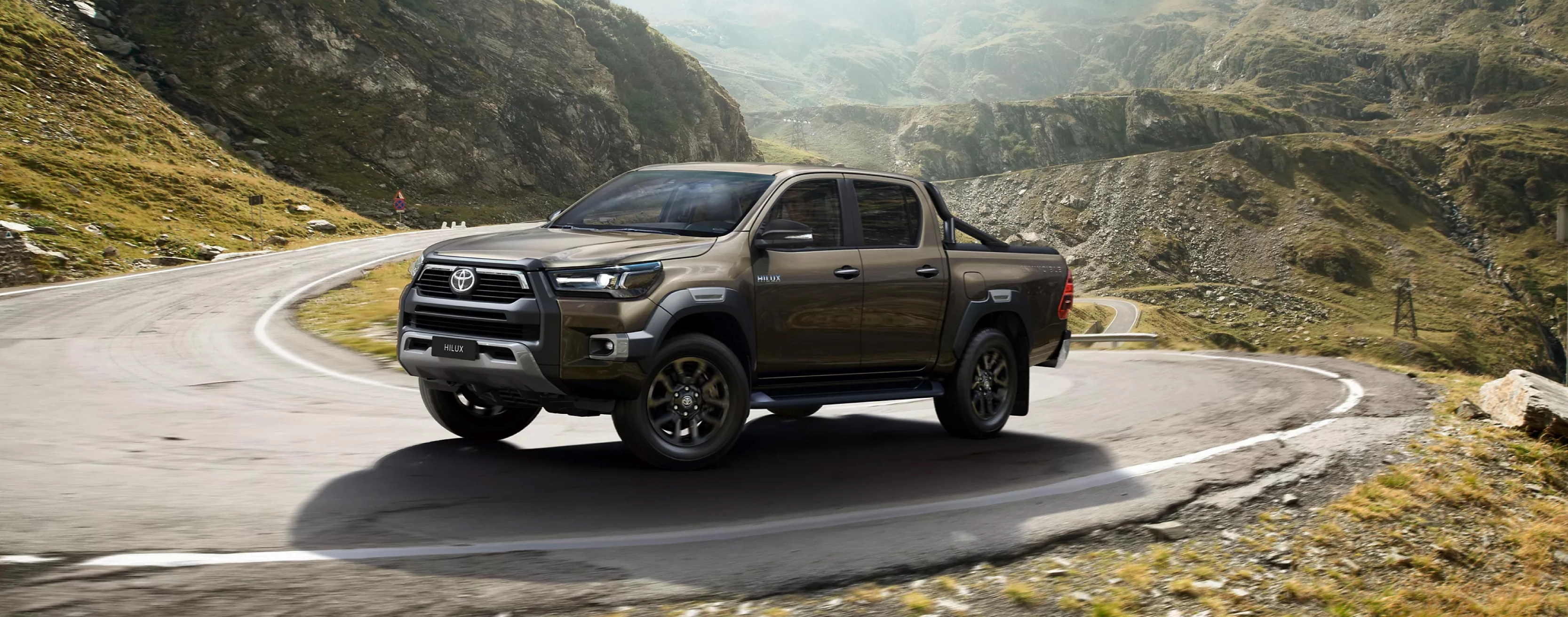 HILUX - Toyota Professional