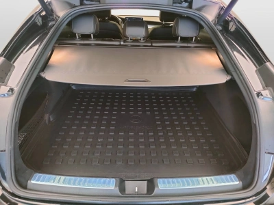 10 - Mercedes-Benz GLC Cascioli Group