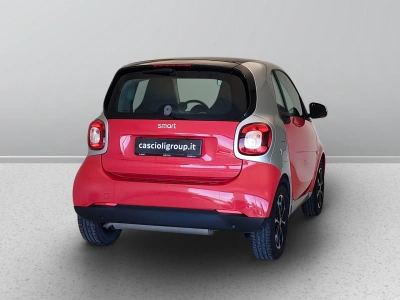 6 - smart fortwo Cascioli Group