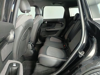 9 - MINI Countryman Cascioli Group
