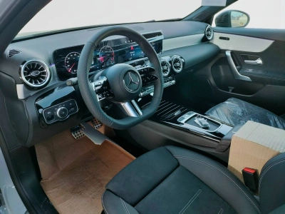 8 - Mercedes-Benz Classe A Cascioli Group