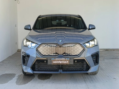 2 - BMW iX2 Cascioli Group
