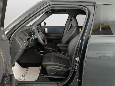 8 - MINI Countryman Cascioli Group