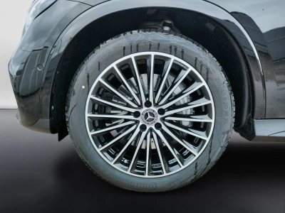 8 - Mercedes-Benz GLC Cascioli Group