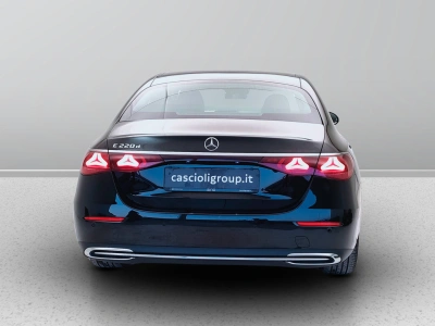 4 - Mercedes-Benz Classe E Cascioli Group