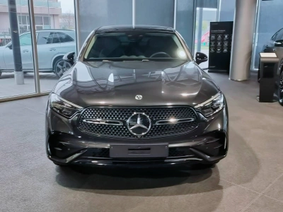 2 - Mercedes-Benz GLC Cascioli Group