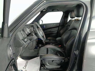 8 - MINI Countryman Cascioli Group