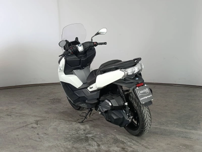 6 - BMW Motorrad C 400 GT Cascioli Group