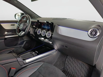 10 - Mercedes-Benz GLA Cascioli Group