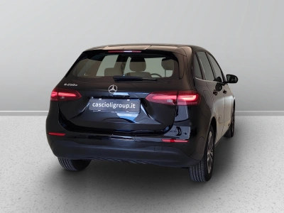 6 - Mercedes-Benz Classe B Cascioli Group