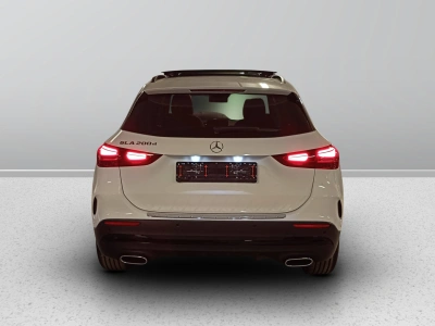 4 - Mercedes-Benz GLA Cascioli Group