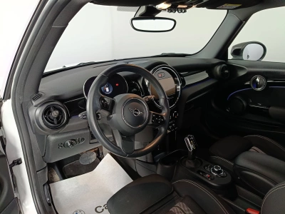 7 - MINI Cooper Cascioli Group