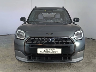 2 - MINI Countryman Cascioli Group