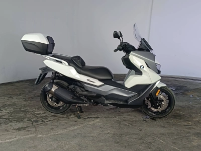1 - BMW Motorrad C Scooter Cascioli Group