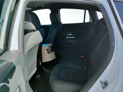 10 - Mercedes-Benz GLA Cascioli Group