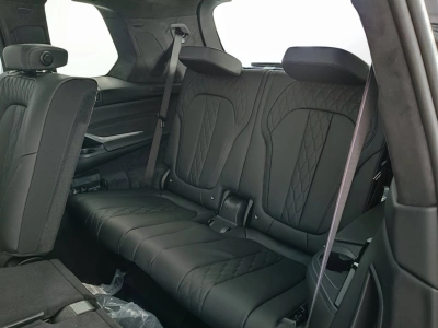 10 - BMW X7 Cascioli Group