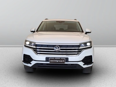 2 - Volkswagen Touareg Cascioli Group