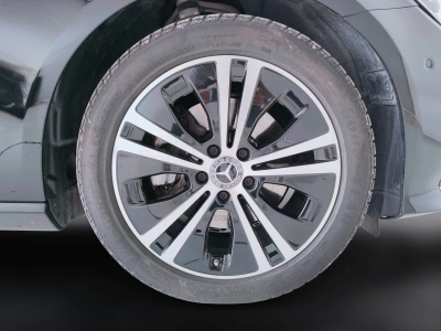 10 - Mercedes-Benz Classe E Cascioli Group