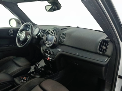 10 - MINI Countryman Cascioli Group