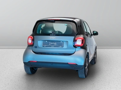 6 - smart fortwo Cascioli Group
