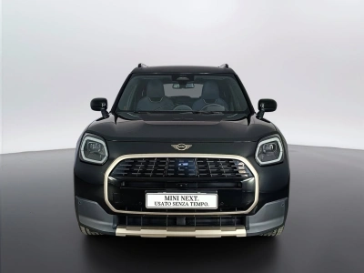 2 - MINI Countryman Cascioli Group
