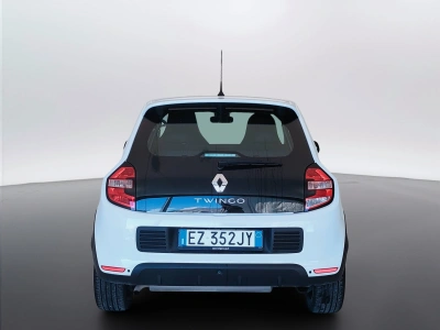 6 - Renault Twingo Cascioli Group