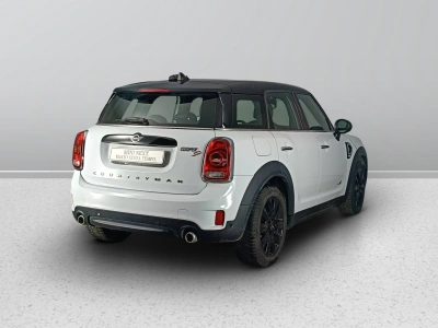 4 - MINI Countryman Cascioli Group