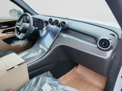 10 - Mercedes-Benz GLC Cascioli Group