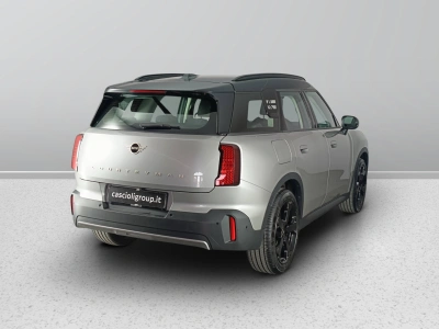 4 - MINI Countryman Cascioli Group