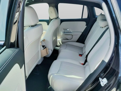 10 - Mercedes-Benz GLA Cascioli Group