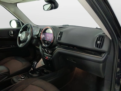 10 - MINI Countryman Cascioli Group