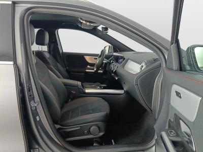 10 - Mercedes-Benz GLA Cascioli Group