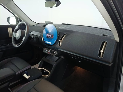 10 - MINI Countryman Cascioli Group