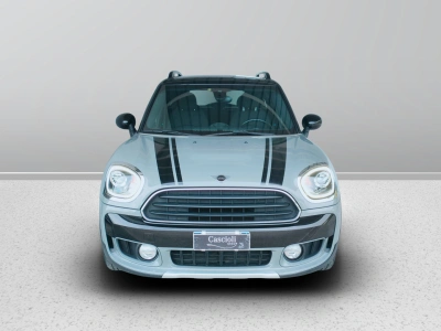 2 - MINI Countryman Cascioli Group