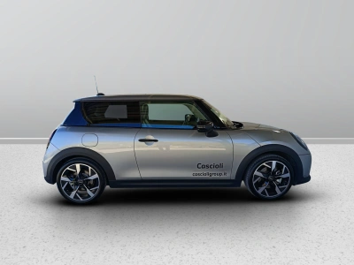 6 - MINI Cooper Cascioli Group