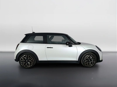 3 - MINI Cooper Cascioli Group
