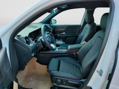 10 - Mercedes-Benz GLB Cascioli Group