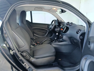 10 - smart fortwo Cascioli Group