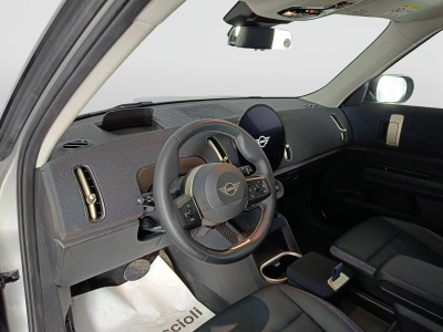 7 - MINI Countryman Cascioli Group