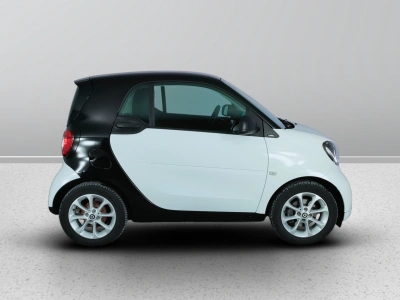 7 - smart fortwo Cascioli Group