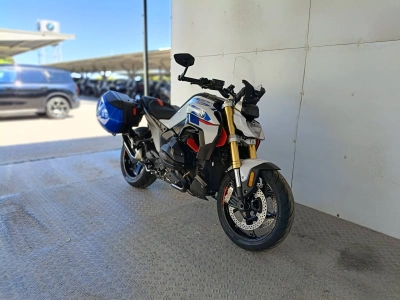 4 - BMW Motorrad R Cascioli Group