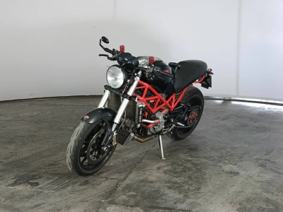 4 - Ducati Monster Cascioli Group