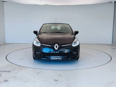 2 - Renault Clio Cascioli Group