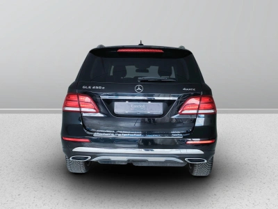 4 - Mercedes-Benz GLE Cascioli Group